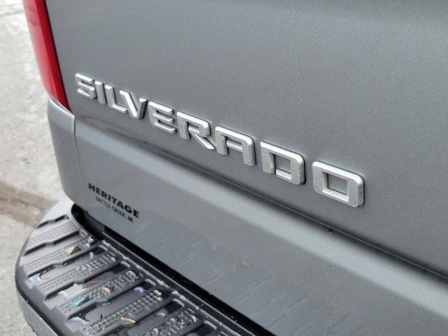Used 2024 Chevrolet Silverado 1500 LT AWD/4WD image 26
