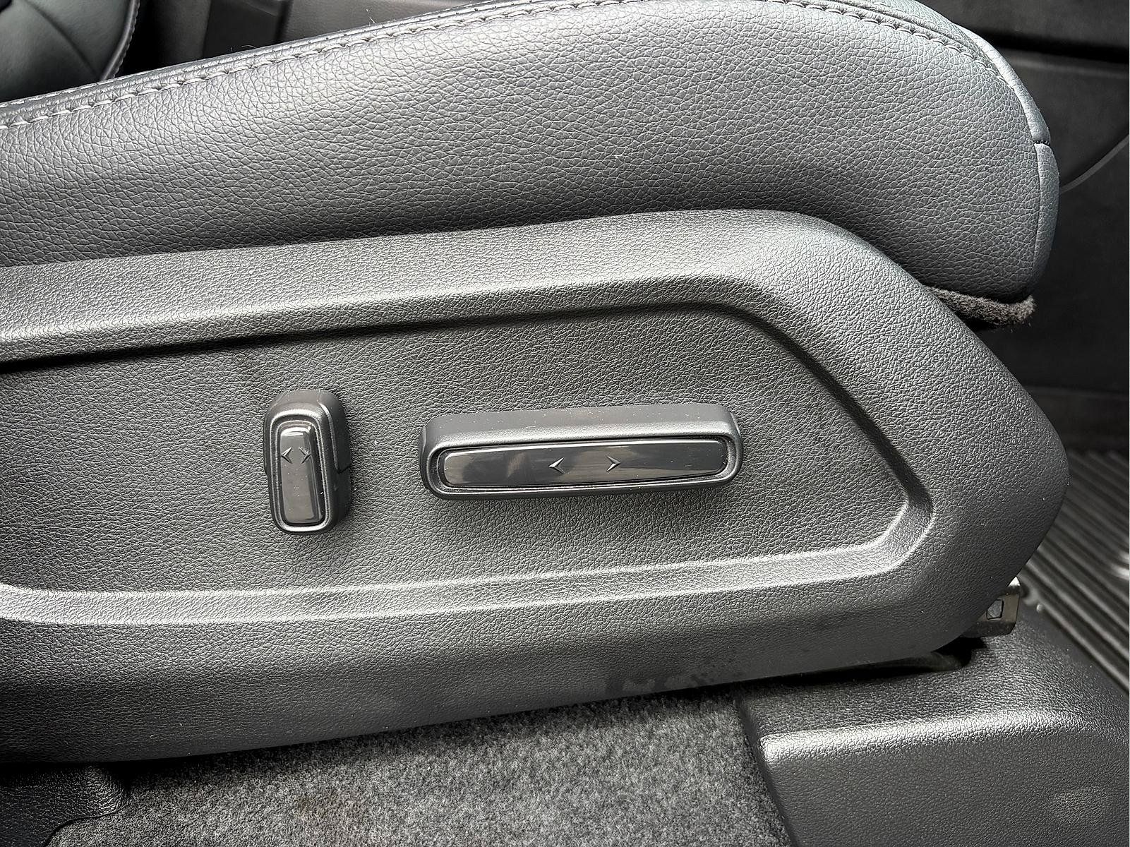 Certified 2025 Honda Pilot Touring image 41