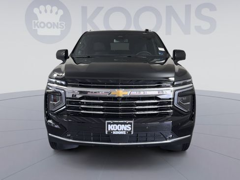 New 2026 Chevrolet Suburban LT w/ Comfort Package AWD/4WD image 11
