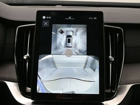 New 2026 Volvo XC90 B6 Ultra w/ Protection Package Premier AWD/4WD image 23