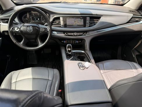 Used 2018 Buick Enclave Premium w/ Experience Buick Package AWD/4WD image 19