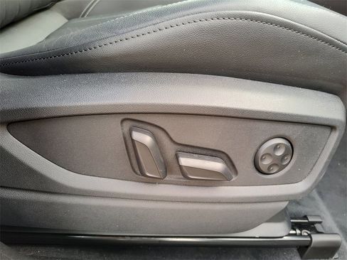 Certified 2025 Audi Q5 2.0T Premium Plus w/ Premium Plus Package image 35