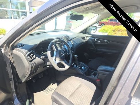 Used 2017 Nissan Rogue SV w/ Midnight Edition Package AWD/4WD image 9