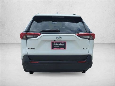 Certified 2025 Toyota RAV4 XLE FWD image 6
