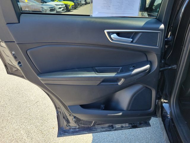 Used 2024 Ford Edge SEL AWD/4WD image 17