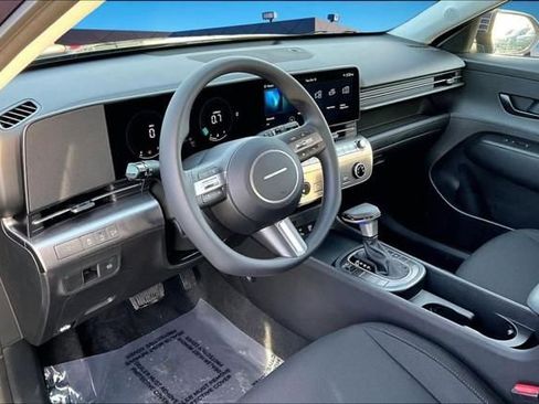 New 2026 Hyundai Kona SE FWD image 6