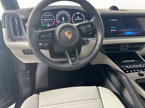 New 2026 Porsche Cayenne E-Hybrid Coupe image 18