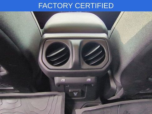 Certified 2025 Jeep Gladiator Rubicon w/ Convenience Group image 26