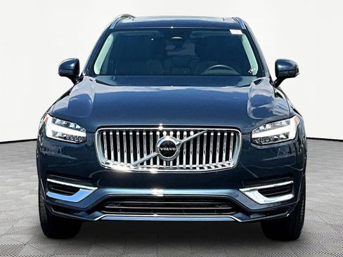 Used 2025 Volvo XC90 T8 Core w/ Protection Package Premier AWD/4WD image 2