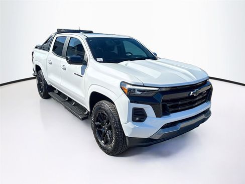 Used 2025 Chevrolet Colorado Z71 w/ Midnight Edition image 1