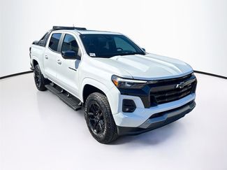 Used 2025 Chevrolet Colorado Z71 w/ Midnight Edition video 1