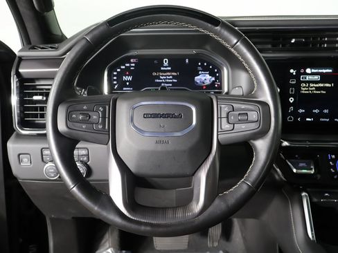 Used 2025 GMC Sierra 1500 Denali Ultimate AWD/4WD image 40