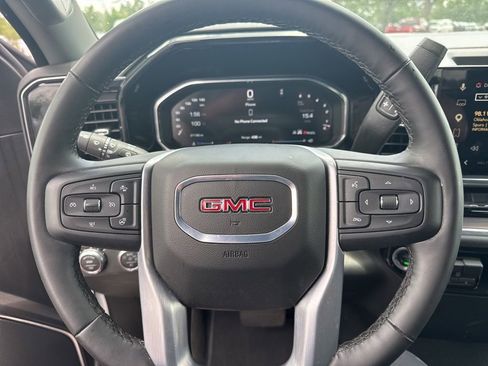 Used 2026 GMC Sierra 1500 SLT AWD/4WD image 25