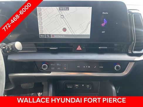 Used 2024 Kia Sportage EX FWD image 21