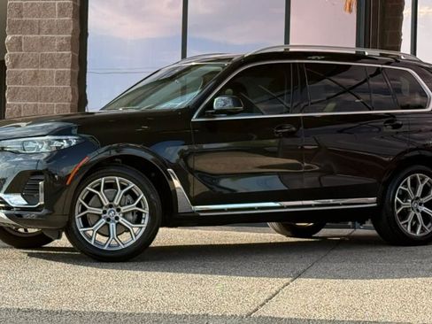 Used 2020 BMW X7 xDrive40i w/ Cold Weather Package AWD/4WD image 3