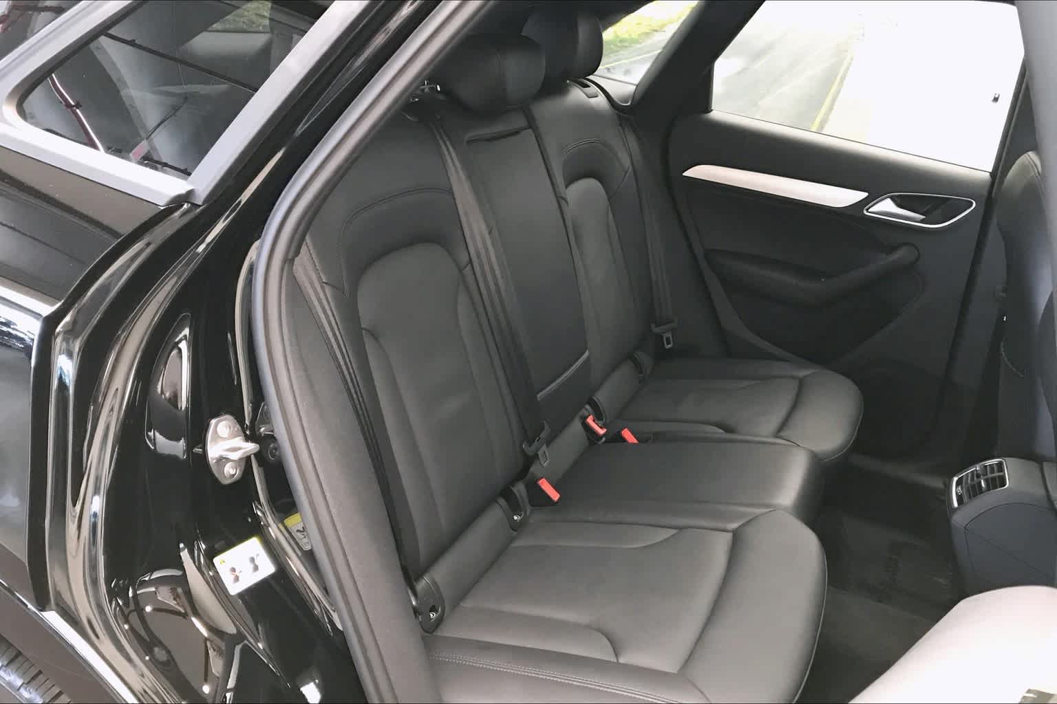 Used 2018 Audi Q3 2.0T Premium FWD image 14