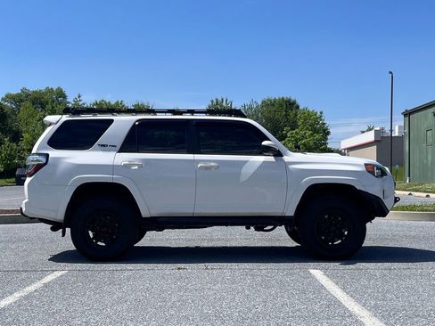 Used 2020 Toyota 4Runner TRD Pro AWD/4WD image 9