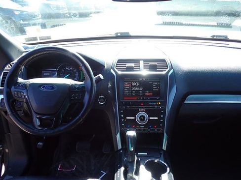Used 2016 Ford Explorer Sport w/ Equipment Group 401A image 12