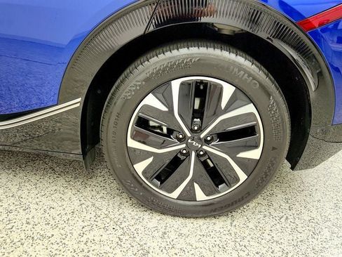 Used 2023 Kia EV6 Wind RWD image 9
