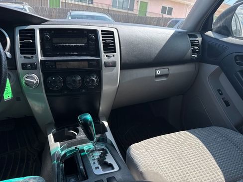Used 2007 Toyota 4Runner SR5 image 26