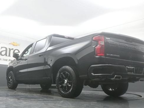 Used 2023 Chevrolet Silverado 1500 RST w/ Z71 Off-Road Package AWD/4WD image 5