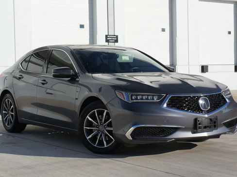 Used 2020 Acura TLX w/ Technology Package image 2