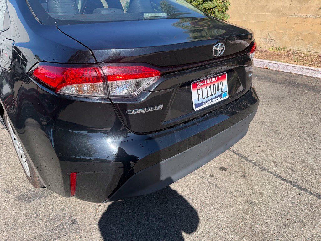 Used 2024 Toyota Corolla LE FWD image 10