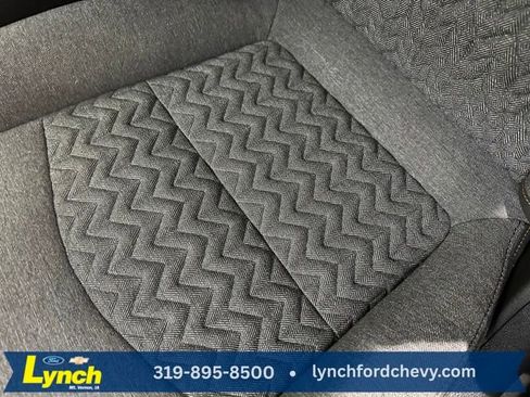 Used 2023 Chevrolet Equinox LT image 7