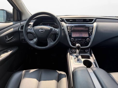 Used 2024 Nissan Murano SV AWD/4WD image 11