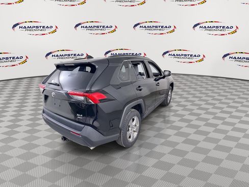 Used 2022 Toyota RAV4 XLE w/ Convenience Package AWD/4WD image 8