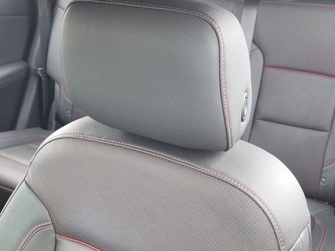 Certified 2022 Chevrolet Blazer RS w/ Enhanced Convenience Package image 15