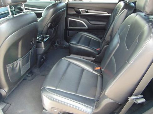 Used 2021 Kia Telluride S AWD/4WD image 21