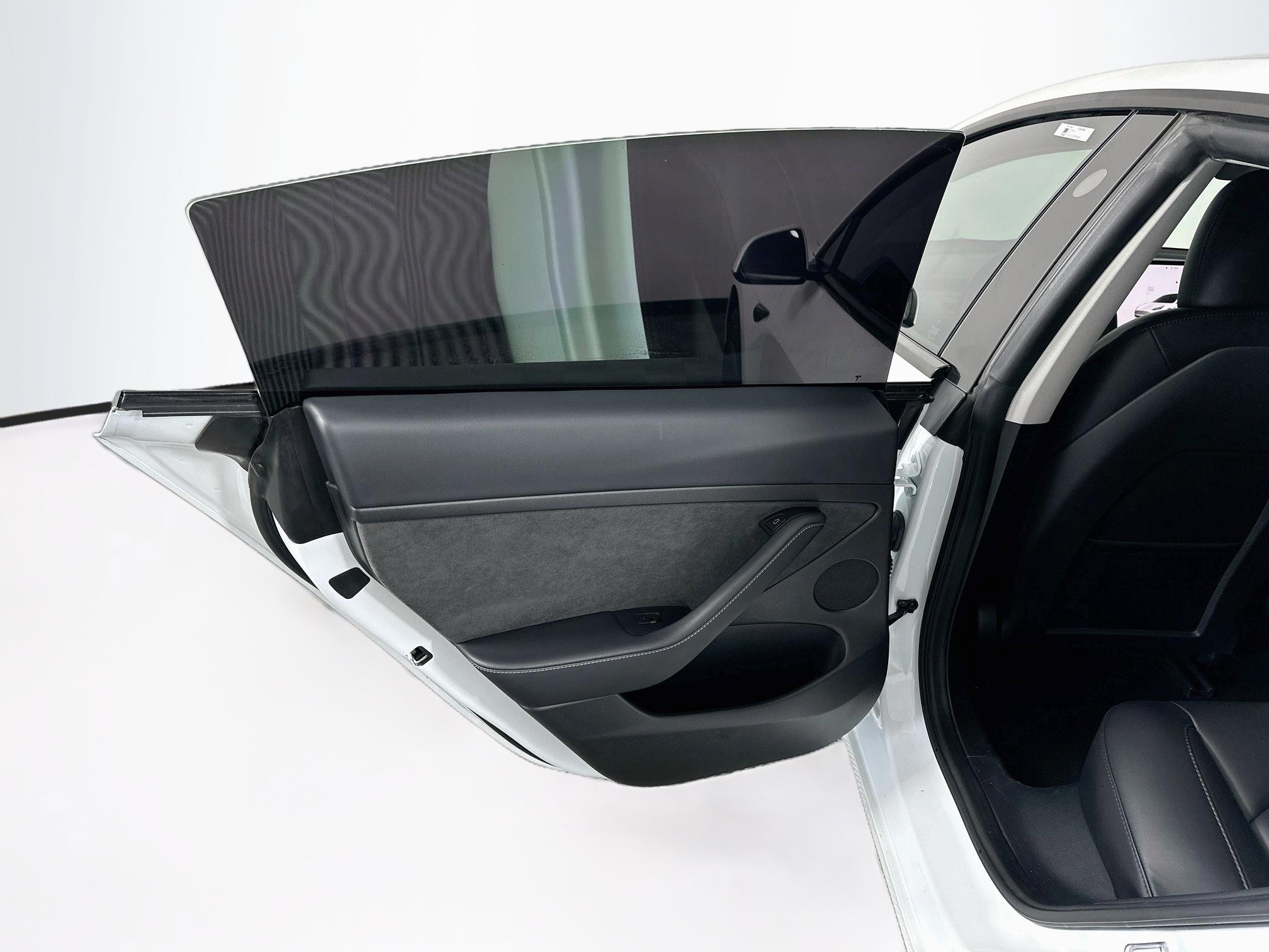 Used 2023 Tesla Model 3 Standard Range RWD image 25