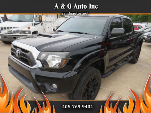 Used 2015 Toyota Tacoma 4x4 Double Cab w/ SR5 Package image 1