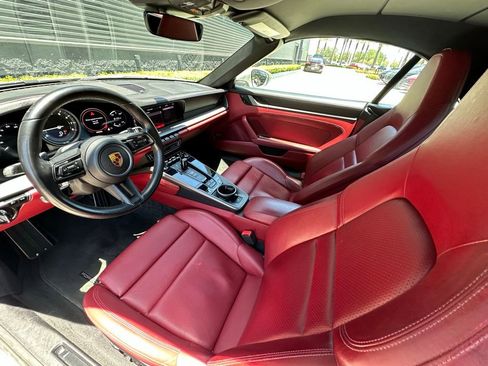 Certified 2021 Porsche 911 Carrera RWD image 4