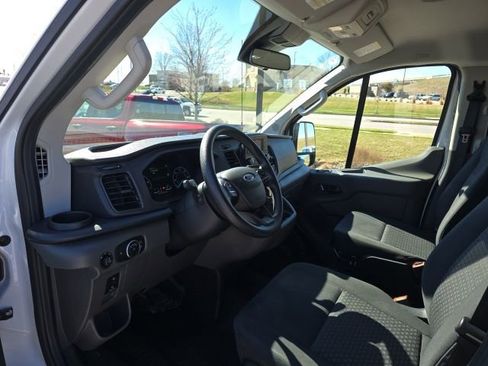 Used 2024 Ford Transit 250 Low Roof w/ Exterior Upgrade Package image 10