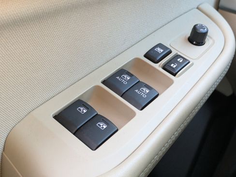 Used 2019 Subaru Outback 2.5i Premium image 22