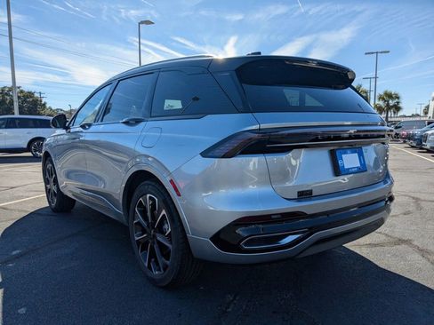 New 2026 Lincoln Nautilus Reserve image 7