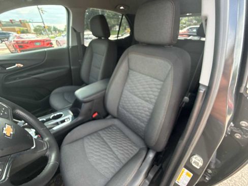 Certified 2018 Chevrolet Equinox LT AWD/4WD image 18