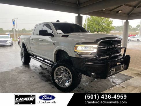 Used 2020 RAM 2500 Laramie AWD/4WD image 1