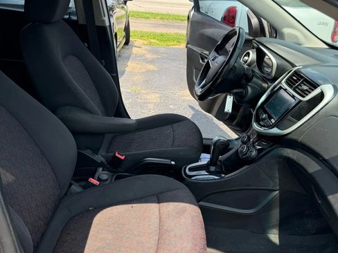 Used 2017 Chevrolet Sonic LT image 21