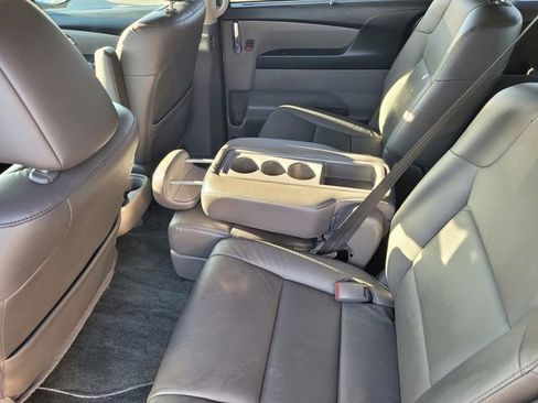Used 2016 Honda Odyssey EX-L image 10