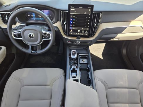 New 2026 Volvo XC60 B5 Core AWD/4WD image 19