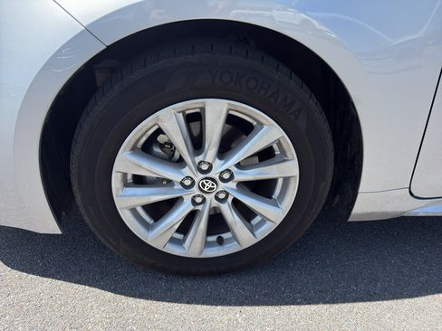 Used 2024 Toyota Corolla SE FWD image 9