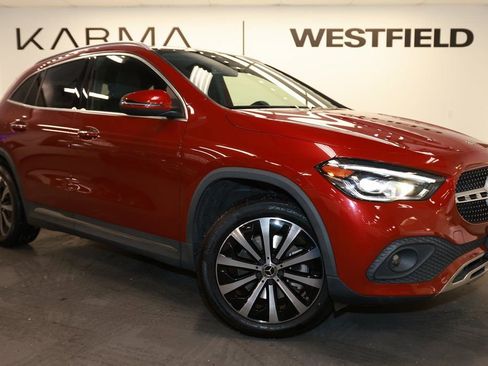 Used 2022 Mercedes-Benz GLA 250 4MATIC image 1