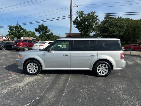 Used 2012 Ford Flex SE image 8