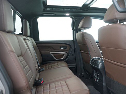 Used 2022 Nissan Titan Platinum Reserve w/ Moonroof Package image 11