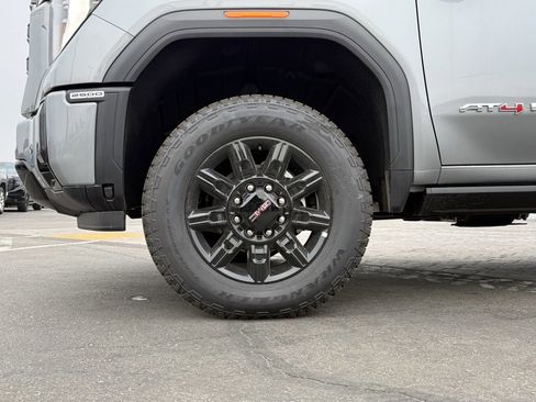 New 2026 GMC Sierra 2500 AT4 w/ AT4 Premium Plus Package image 4