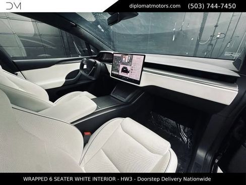 Used 2022 Tesla Model X Plaid AWD/4WD image 18