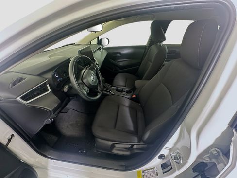 Used 2024 Toyota Corolla LE FWD image 13
